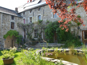 Enchanting Cottage with Terrace Garden